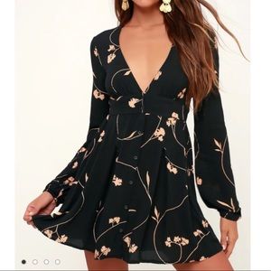 (NWT) LULU’S floral print dress